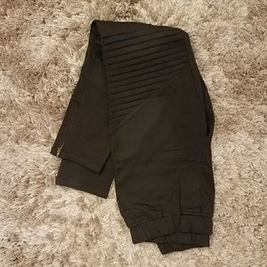 Black moto leggings
